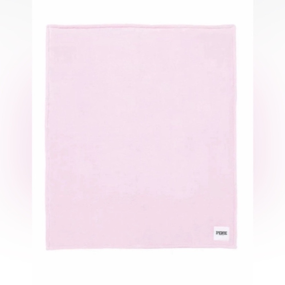 Pink VS Floral Tote and Blanket - Picture 6 of 8